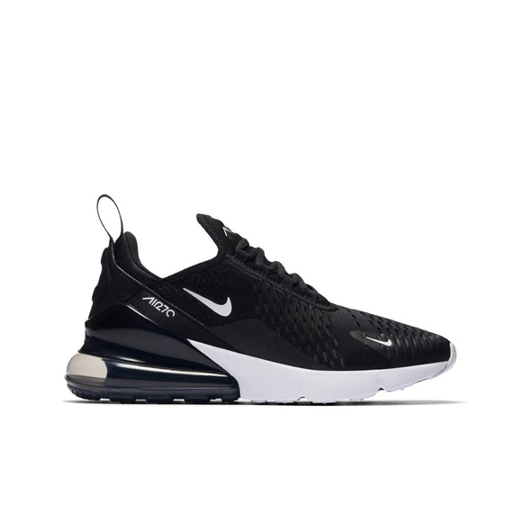 Nike Shoes - Nike Airmax 270 Women’s 6